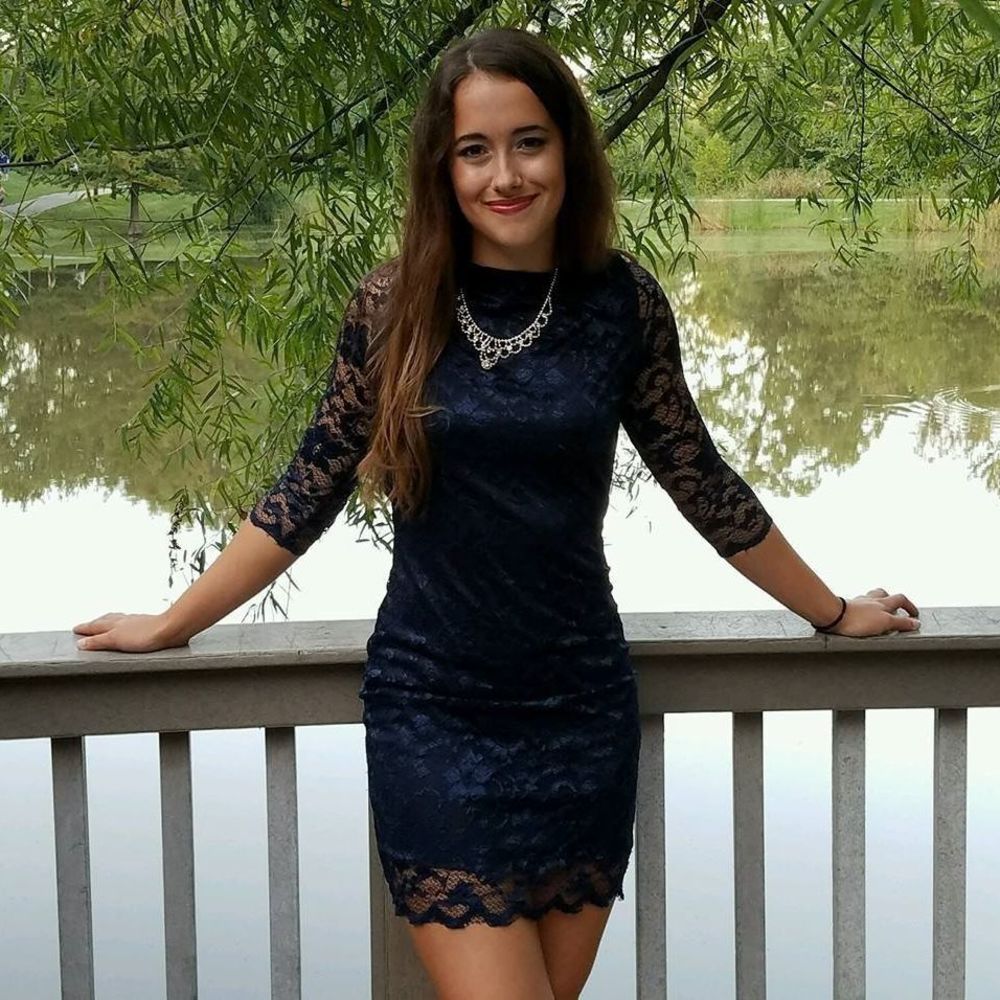 Meet your Posher, Michaela